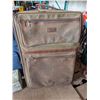 Image 5 : 2 suit case sets - total of 5 bags