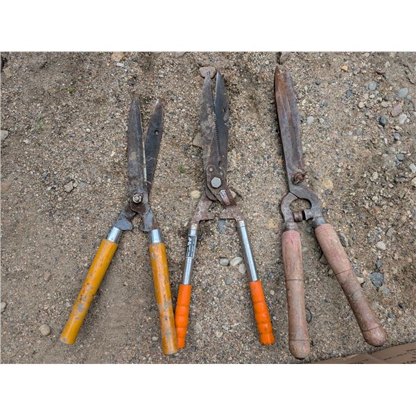 (3) Vintage Garden Shears