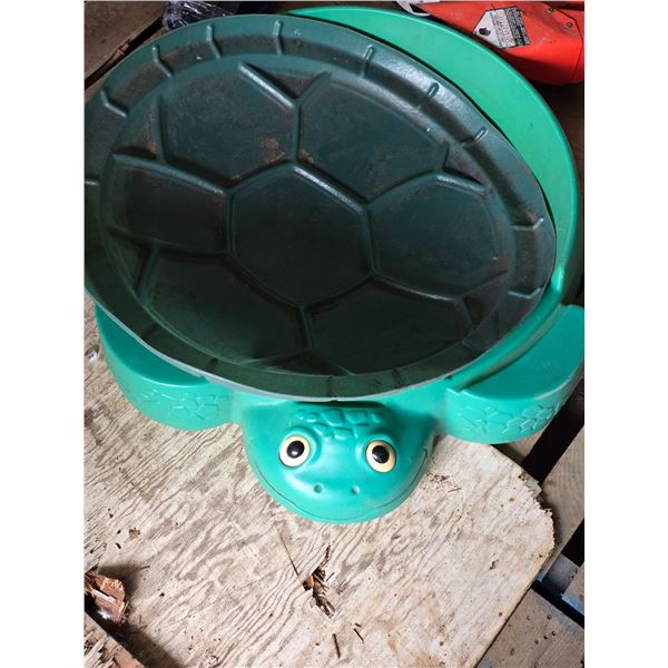 Turtle sandbox
