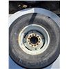 Image 2 : Implement tire- 31x13.5-15