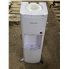 Image 1 : Water cooler- untested
