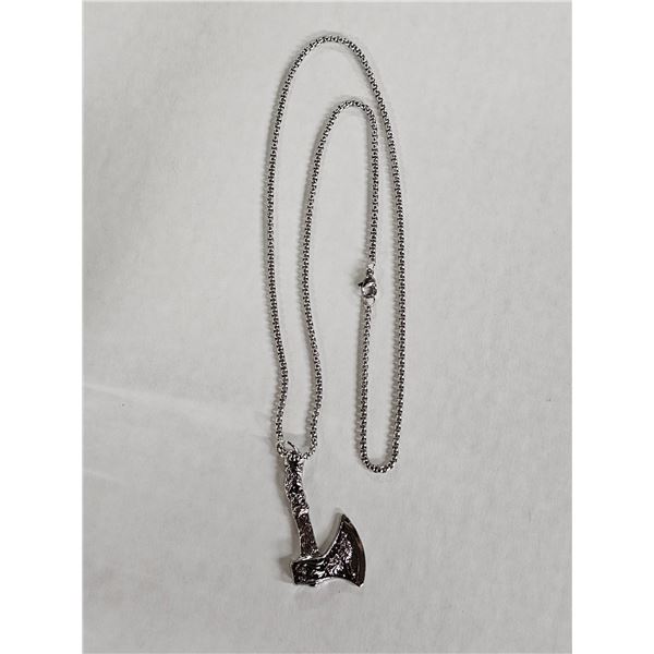 Norse/Viking pendant and chain (new)