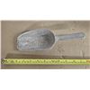 Image 2 : Metal Scoop