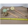 Image 1 : Vintage spare clock parts