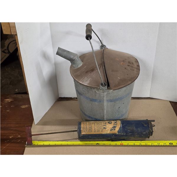 Gavinized pail with duster