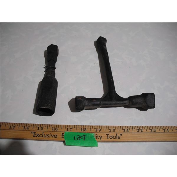 (2) Vintage Lug-Nut Wrenches