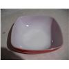 Image 2 : 9” Red Pyrex Bowl