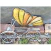 Image 3 : Yard decor.