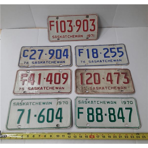 (2) 1970, (2) 1975, (2) 1976, (1) 1971  Saskatchewan Licence Plates.