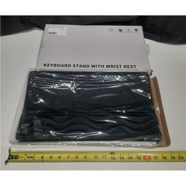 (2) Keyboard Stand with Wrist Rest. (New)