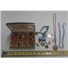 Image 1 : Jewelry Box with Jewelry.