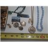 Image 2 : Jewelry Box with Jewelry.