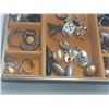 Image 8 : Jewelry Box with Jewelry.