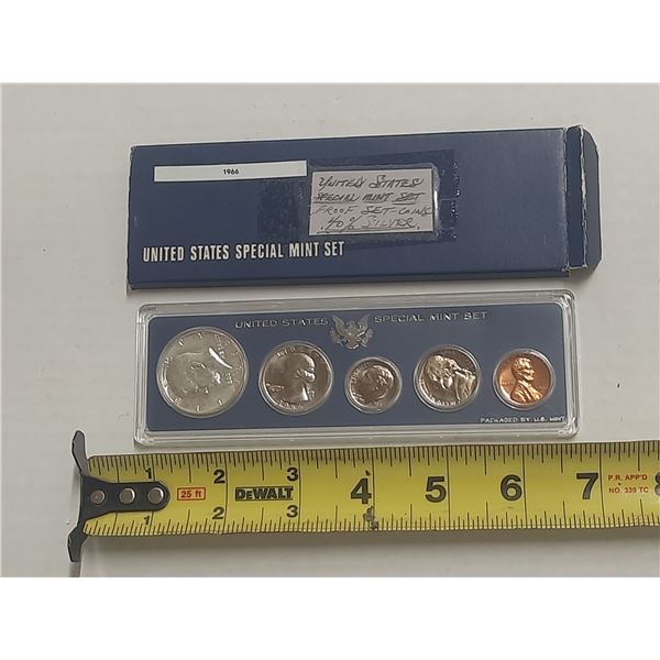 United States Special Mint Set - Proof Set - Coin 40% Silver.