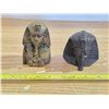Image 1 : 2 pharaoh head statues