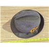 Image 2 : felt fedora