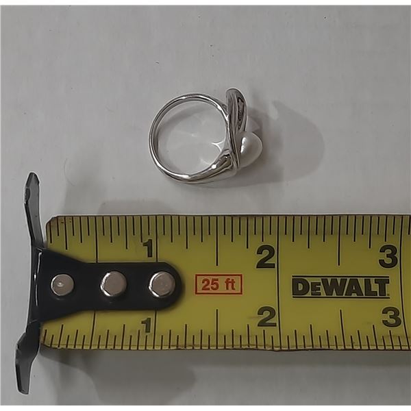 Pearl-Leaf Designed Ring – Stamped 925