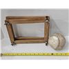 Image 3 : Lot of Misc. Vintage Items in Basket