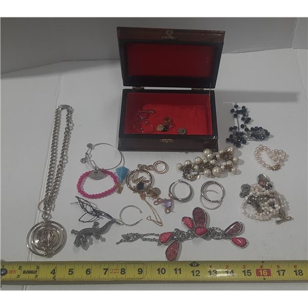 Jewelry Box with assorted jewelry.