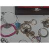 Image 3 : Jewelry Box with assorted jewelry.