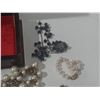 Image 5 : Jewelry Box with assorted jewelry.