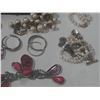 Image 6 : Jewelry Box with assorted jewelry.