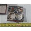 Image 4 : Jewelry Box with assorted jewelry.