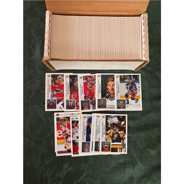 1992-93 Upper Deck Hockey Cards