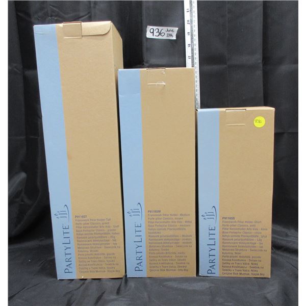 936-Party Lite (3 pieces)