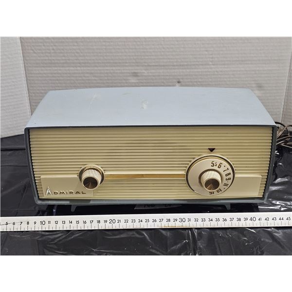 1958 Admiral Radio *** Power comes on but Radio does not work.