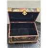 Image 3 : Small Painted Wooded Chest