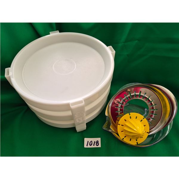 Pie Rack, Citrus Juicer