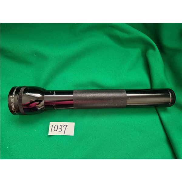 Mag Lite, 12” (Working)