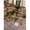 Image 4 : Box of Antique Collectables