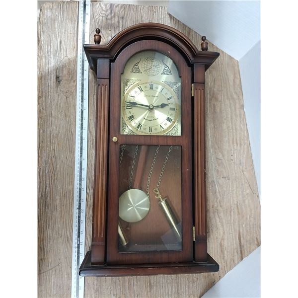 vintage clock - battery powered, Tempus Fugit style