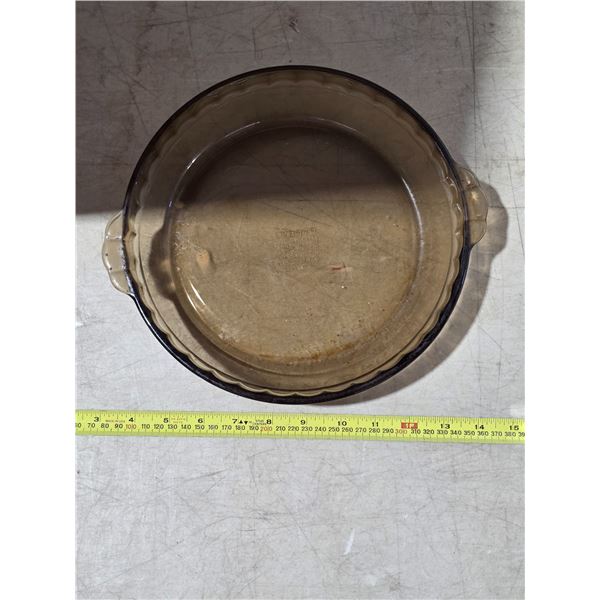 Pyrex pie dish