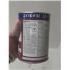 Image 3 : This is a 1-quart (0.95-liter) cylindrical metal container of Solutia brand aviation hydraulic fluid