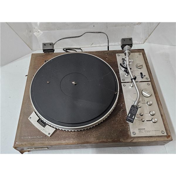 Vintage Pioneer PL-570 Turntable