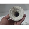 Image 4 : (4) CPR & (1) CNR porcelain insulators