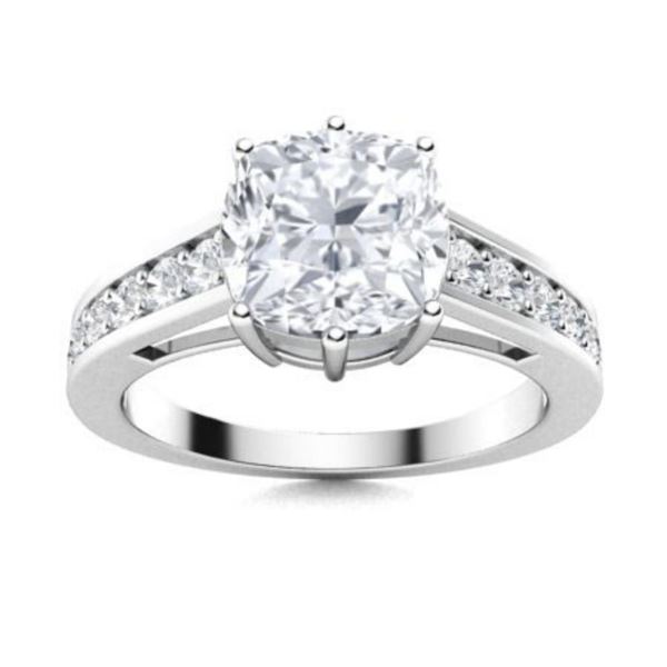 Gold & Brilliant White Diamond 2.50 Cts Ring - E/VVS