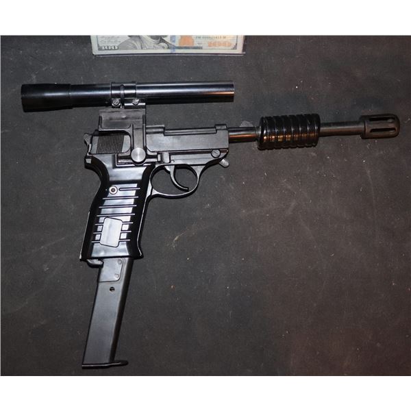 METAL GUN WITH SILENCER BROKEN
