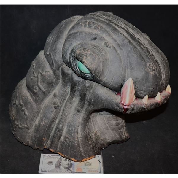 UNKNOWN ALIEN CREATURE HEAD VINTAGE MASK FOAM FILLED
