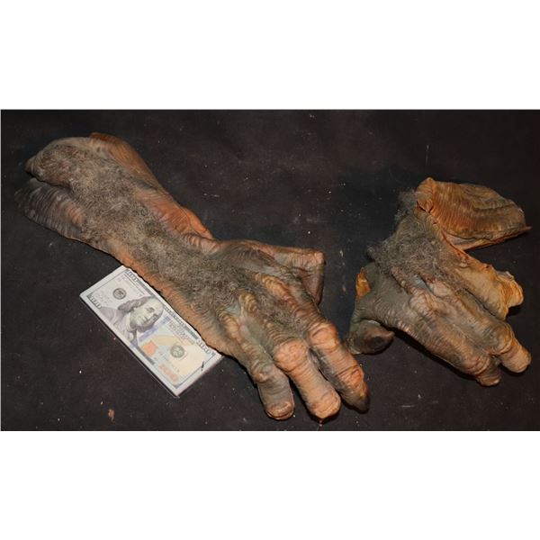 UNKNOWN VINTAGE CREATURE MONSTER PAIR OF ARMS