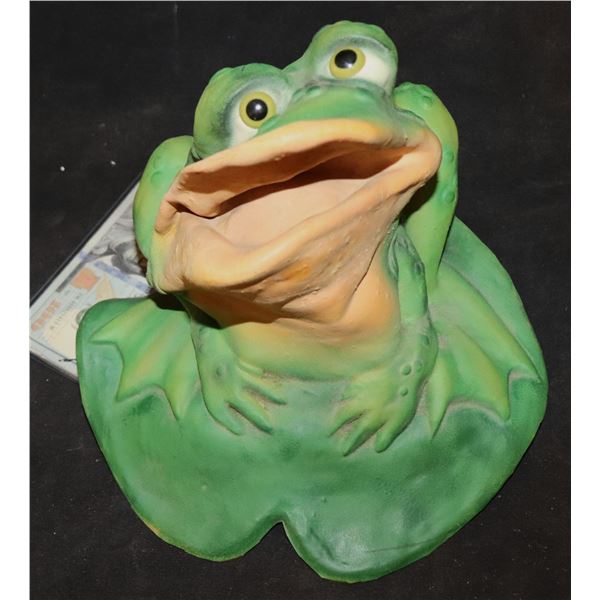 VINTAGE LATEX FROG PUPPET TOY AXTELL 1989