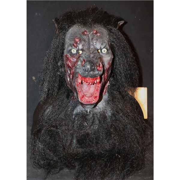ZZ BLOODY WEREWOLF VINTAGE LATEX AND FUR MASK
