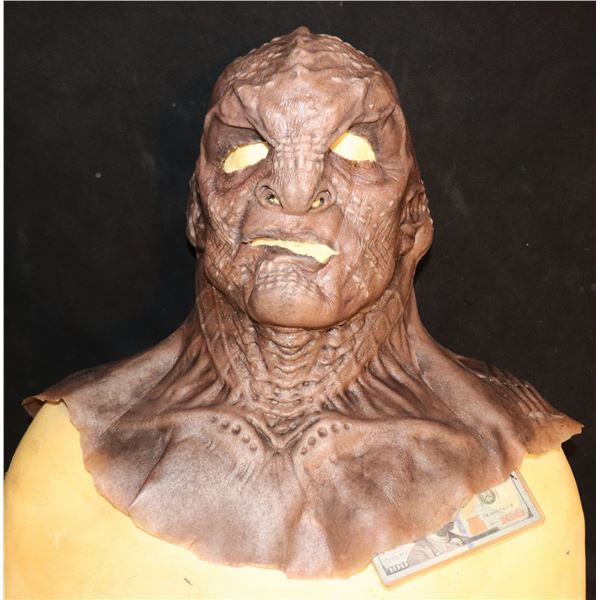 STAR TREK DISCOVERY HOUSE OF MO'KAI KLINGON SILICONE MASK SCREEN USED 1