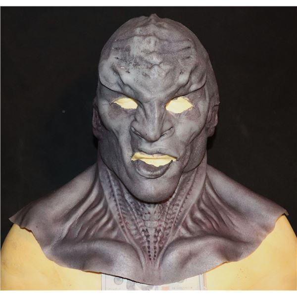 STAR TREK DISCOVERY KLINGON SILICONE MASK SCREEN USED 04