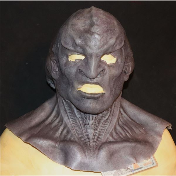 STAR TREK DISCOVERY KLINGON SILICONE MASK SCREEN USED 06