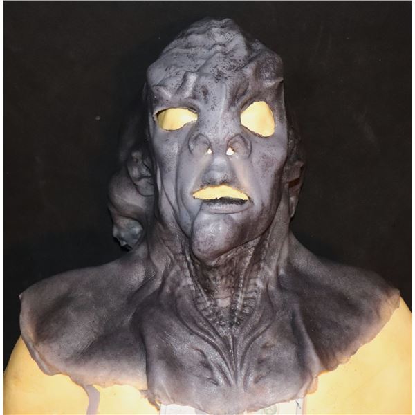 STAR TREK DISCOVERY KLINGON SILICONE MASK SCREEN USED 19