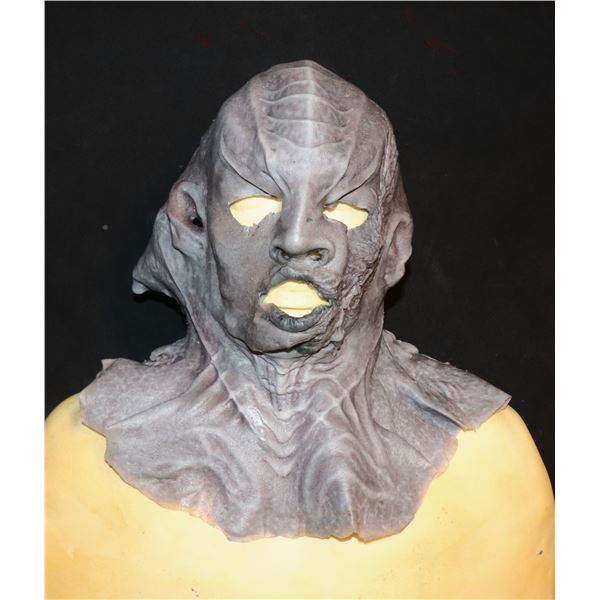 STAR TREK DISCOVERY L'RELL SCARRED KLINGON SILICONE MASK SCREEN USED 2